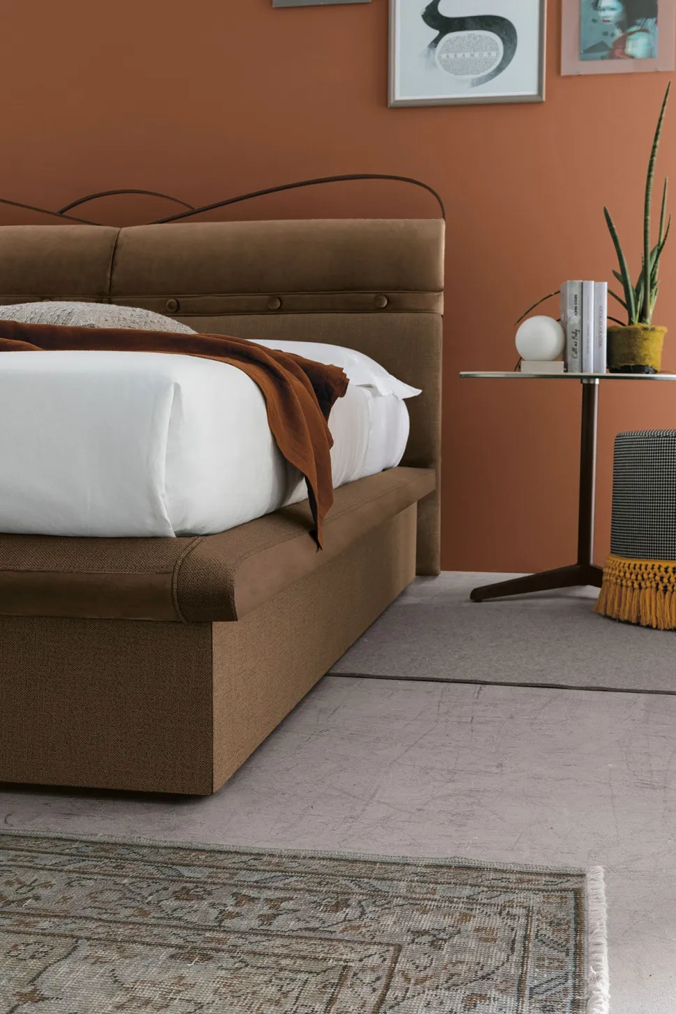 Letto matrimoniale Corfù Plus linea Dreamer in finitura Tortora
