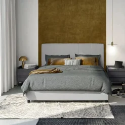 Letto matrimoniale imbottito in tessuto Apollo disponibile in vari colori
