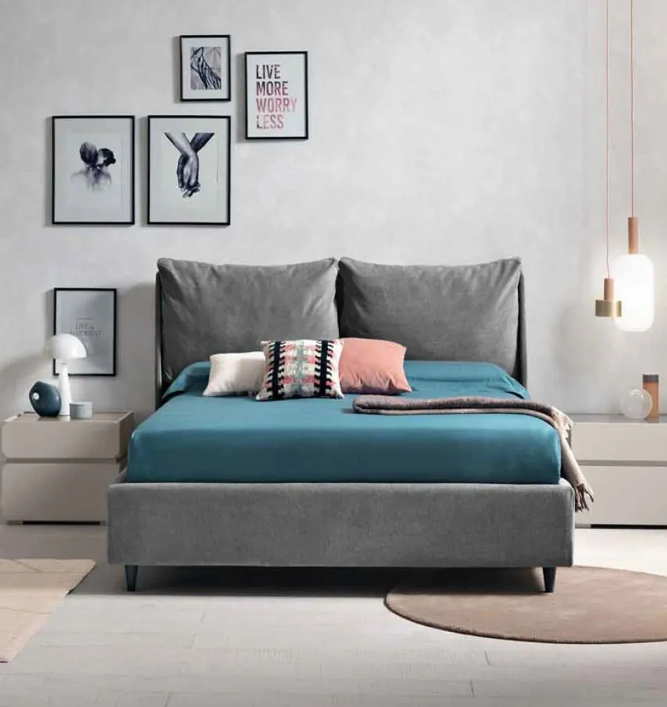 Letto matrimoniale imbottito Ian linea Domino disponibile in 3 colori