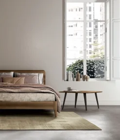 Letto matrimoniale in legno con testiera bicolore modello Ambra linea Lotto