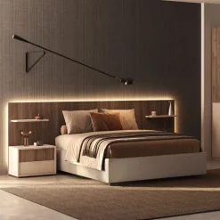 Letto matrimoniale moderno con testiera Noce Caramello Cannettata e Giroletto imbottito