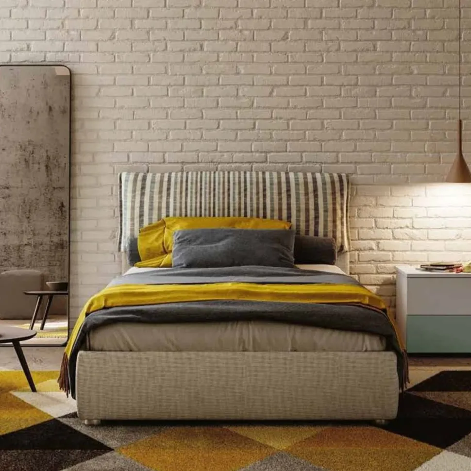Letto singolo moderno con testiera in tessuto a righe e struttura imbottita Beige