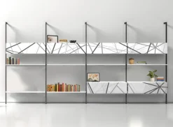 Libreria con palo in alluminio BIG con mensole e pensili personalizzabili e grafica