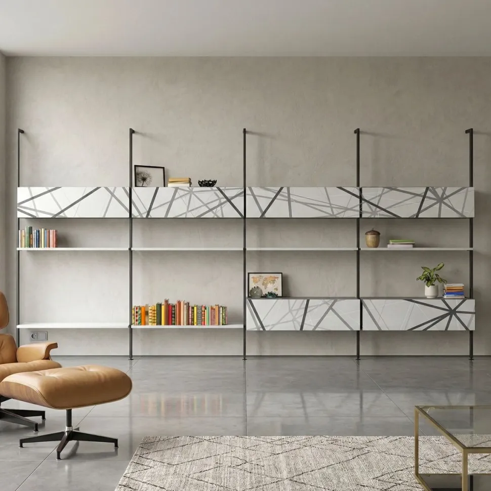 Libreria con palo in alluminio BIG con mensole e pensili personalizzabili e grafica