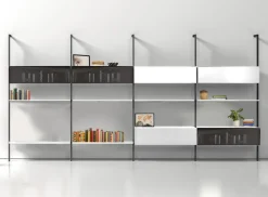 Libreria metallo con palo in alluminio BIG con mensole e pensili con anta in vetro