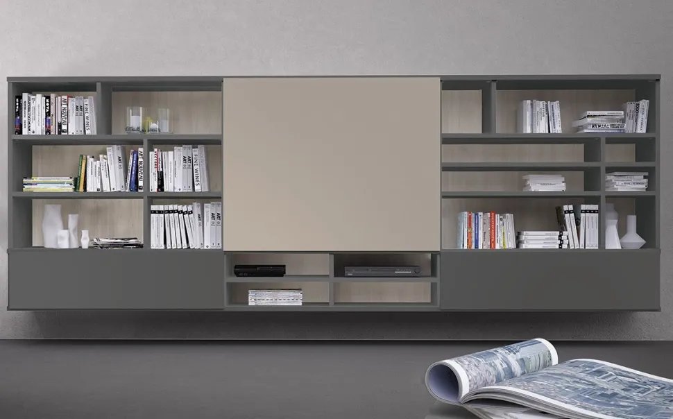 Libreria sospesa con vano TV e ante scorrevoli disponibile in vari colori