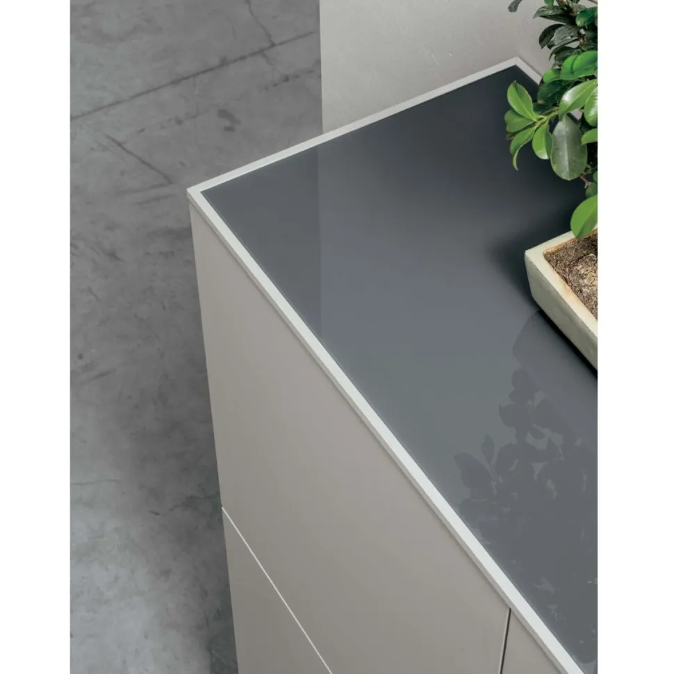 Madia 3 ante con piedini in metallo Basilea linea Nais disponibile in 8 misure e vari colori