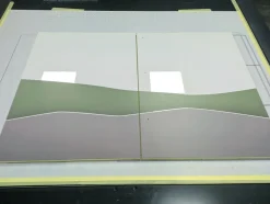 Madia 2 ante linea Sax in finitura Bianco Lucido con serigrafia
