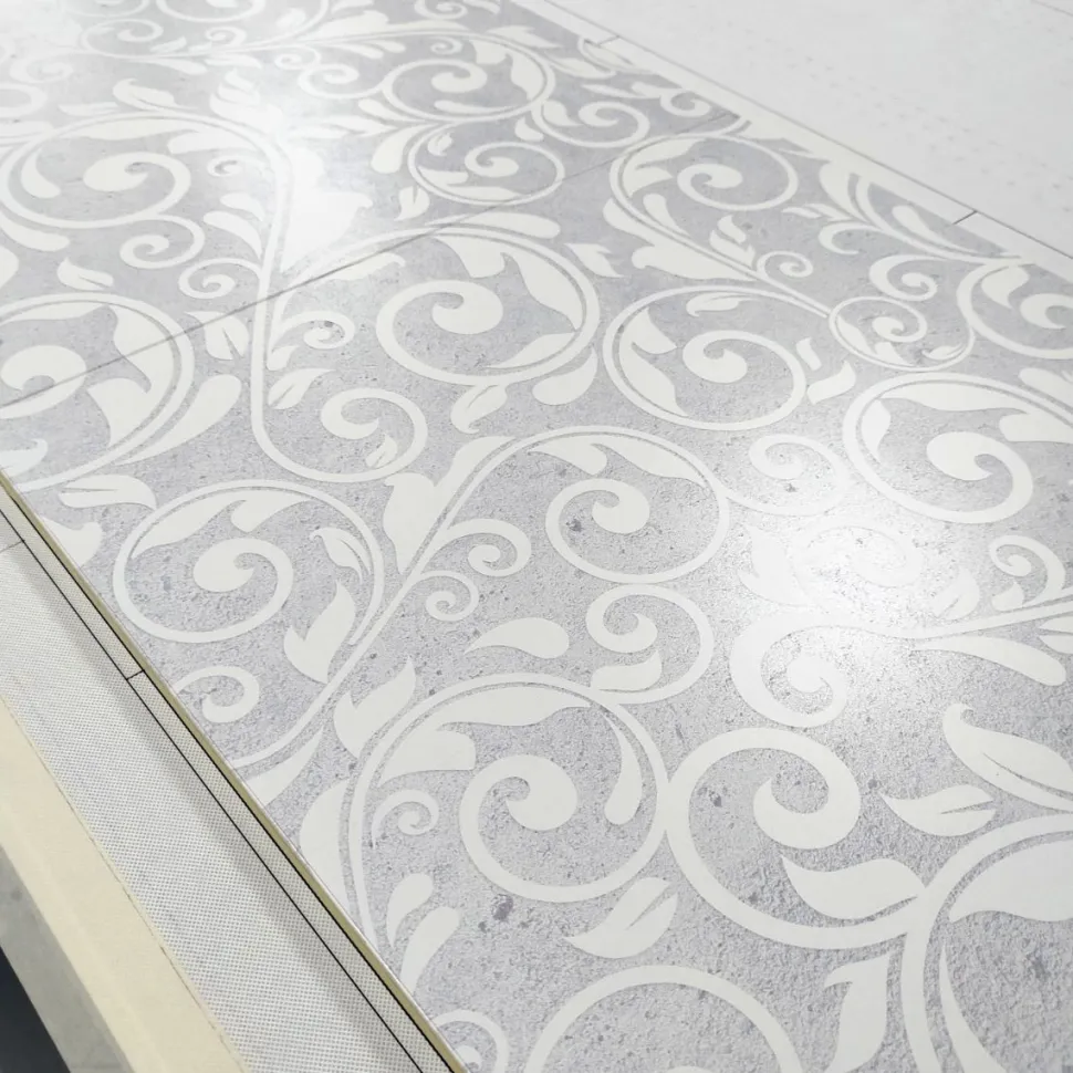 Madia 3 ante linea Tilt personalizzata con ante finitura FLOWER