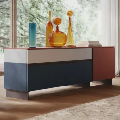 Madia con maniglia a gola 1 anta e 2 cassetti disponibile in 2 misure e 30 colori