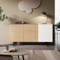 Madia moderna 3 ante Bianco Opaco e Rovere con piedini in metallo verniciato disponibile in vari colori
