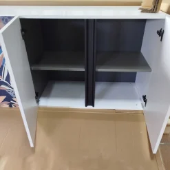 Madia moderna 4 ante con maniglia a gola con grafica floreale