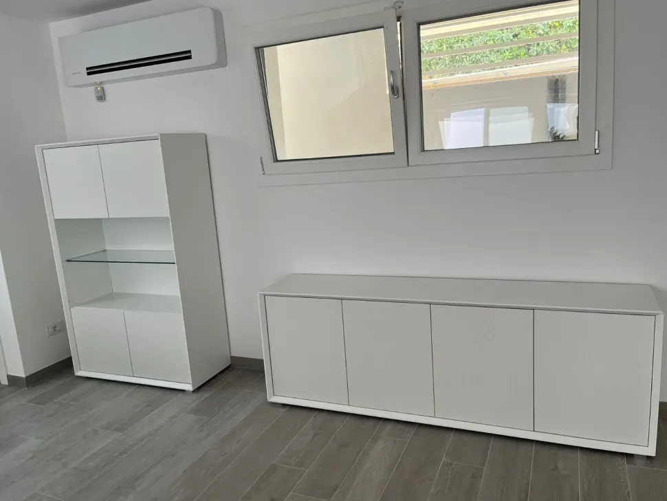 Madia moderna Bianco Opaco 4 ante senza maniglia linea Tilt