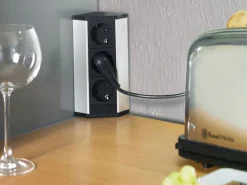 Multiconnettore da tavolo Dock V