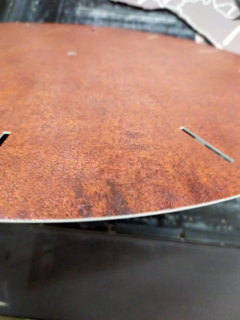 Orologio in ferro rotondo finitura corten