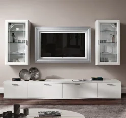 Parete attrezzata Catalina linea Prevaling finitura Bianco Frassino e Argento con serigrafia Argento e maniglie con strass