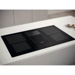 Piano cottura a induzione aspirante Whirlpool WVH92K/1