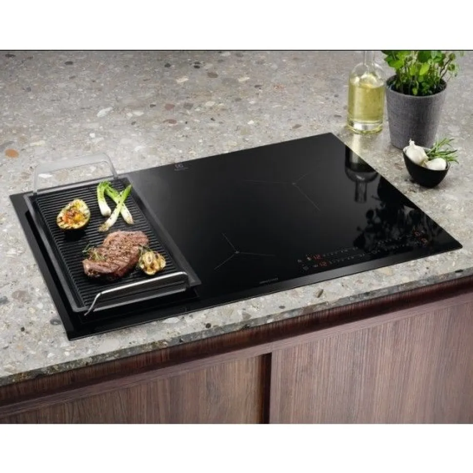 Piano cottura a induzione Electrolux KIS82449