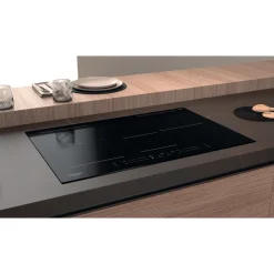 Piano cottura a induzione Hotpoint HS3377CBF