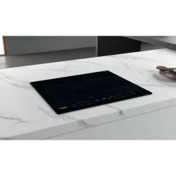 Piano cottura a induzione Whirlpool WBB8360NE