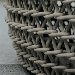 Poltrona da esterno Couch disponibile in 2 colori