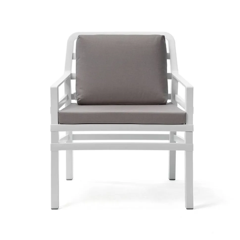 Poltrona da giardino Asia disponibile in 6 colori