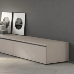Porta tv con maniglia a gola componibile con anta cassettone o ribalta disponibile in 9 misure e 20 colori