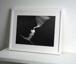 Quadro su cornice in legno, Bacio di Leonardo Criolani