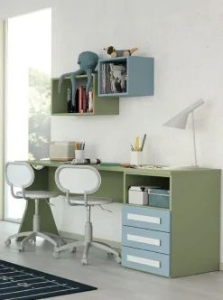 Scrivania con cassetti Cis disponibile in 3 misure e15 colorazioni