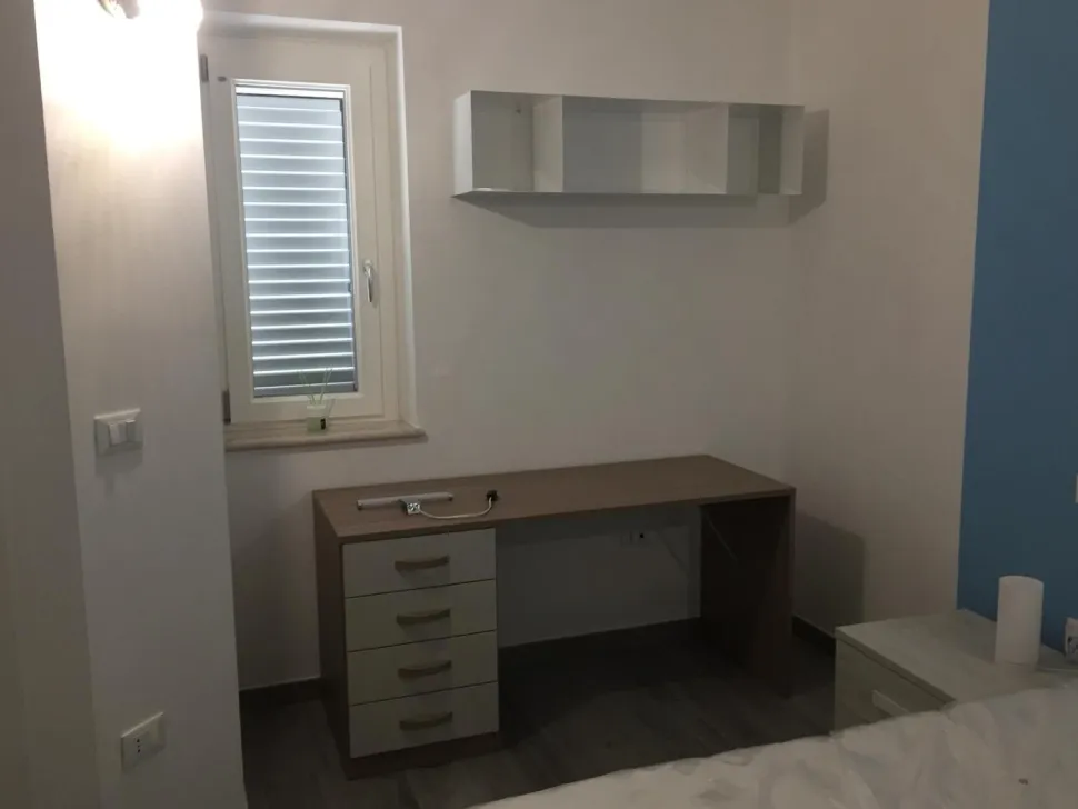 Scrivania con cassetti linea FLY