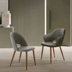 Sedia con struttura in legno e seduta imbottita in tessuto Palombina