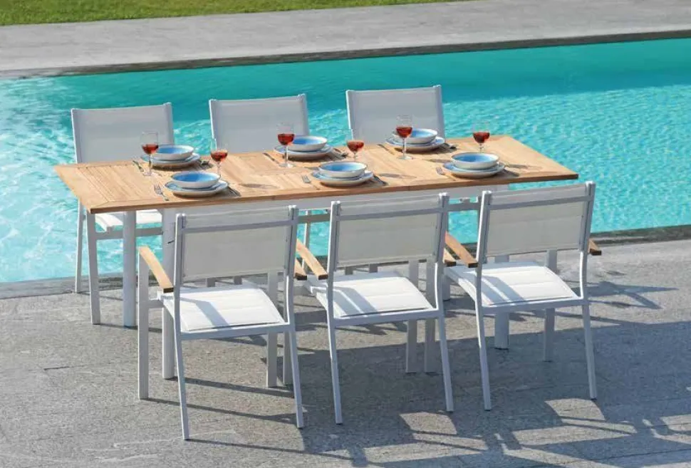 Sedia da Esterno Impilabile Tenerife in Alluminio, Teak FSC e Textilene Imbottito in 2 colori