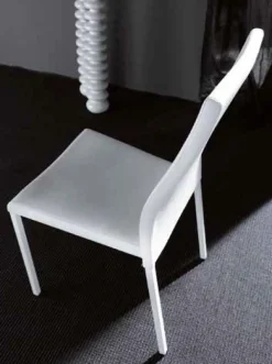 Sedia Hellen Classic in Ecopelle