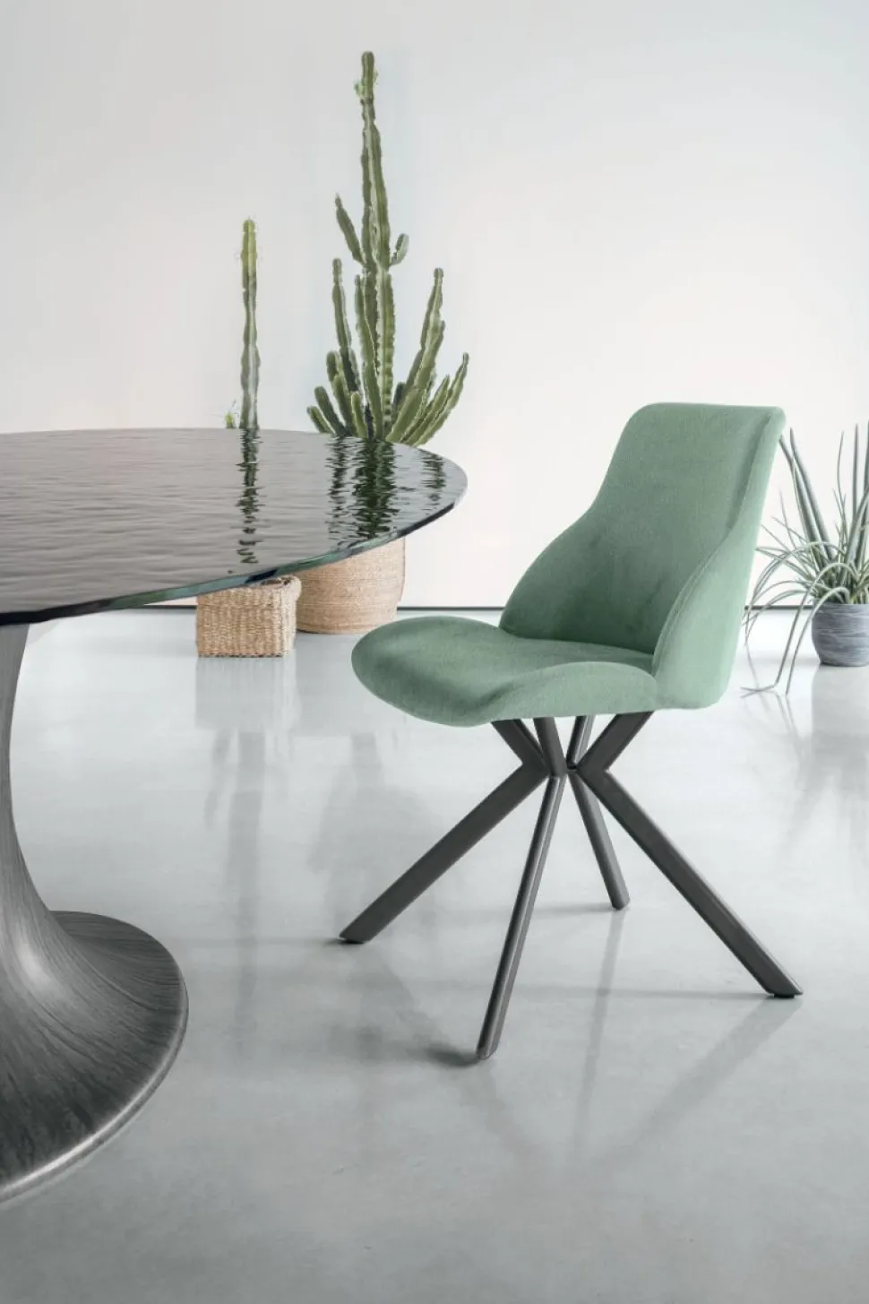 Sedia imbottita in tessuto Brasilia NEW disponibile in 8 colori