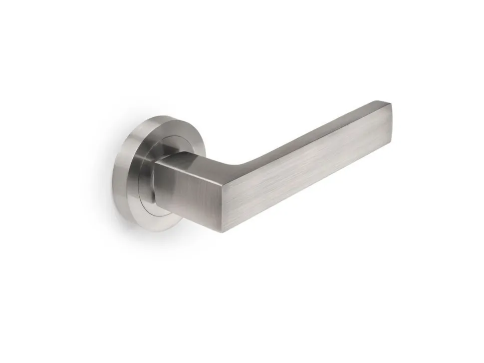 Set di maniglie per porte interne Mackay con rosetta da D.50 mm in Alluminio disponibile in 2 colori