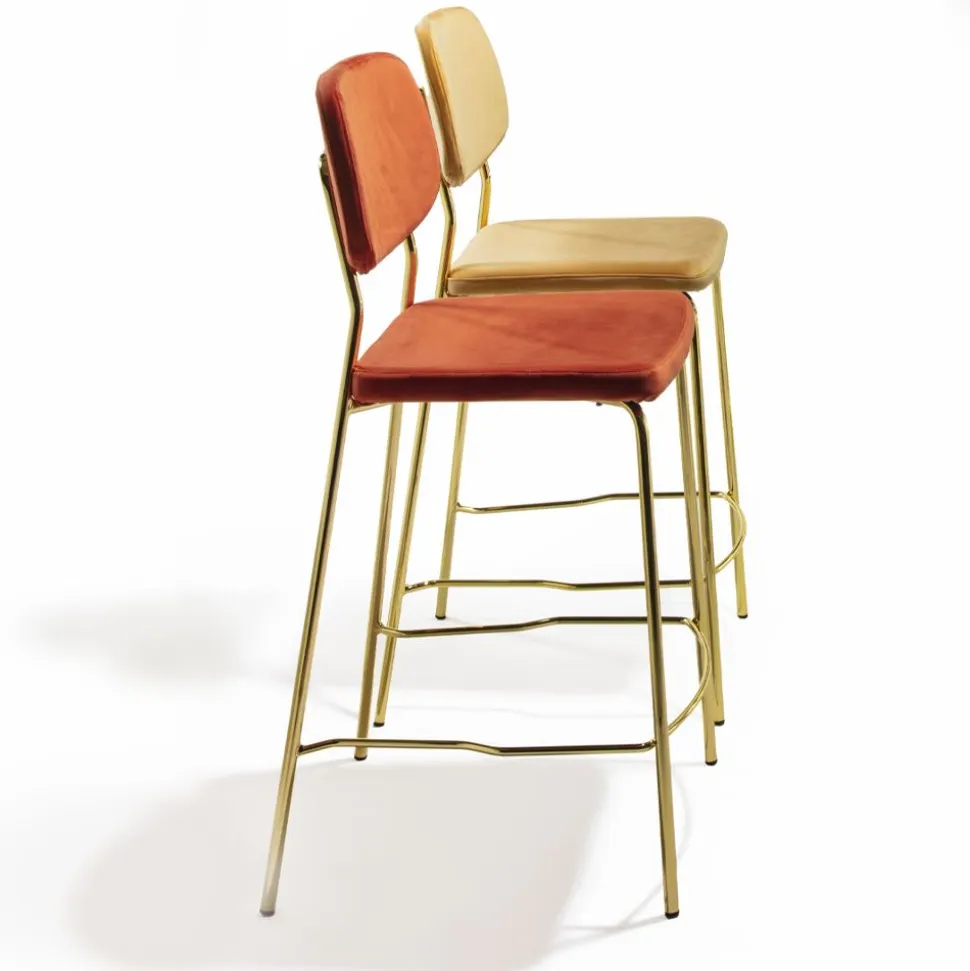 Sgabello Ginger disponibile in 6 colorazioni