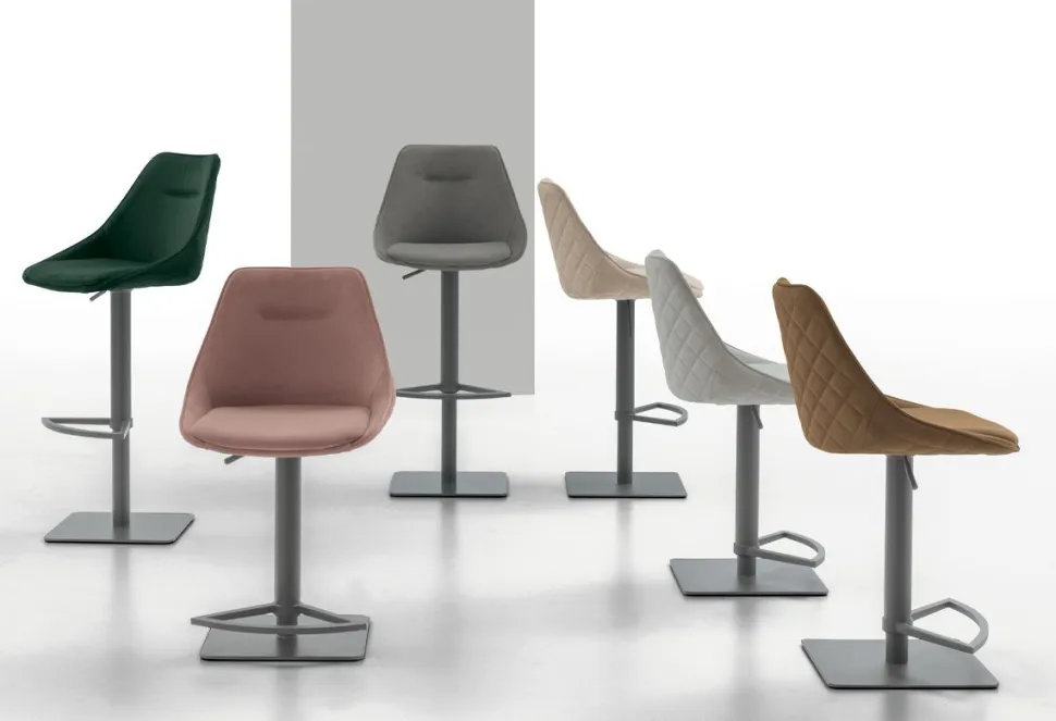 Sgabello regolabile in altezza con seduta imbottita Bilbao disponibile in vari colori