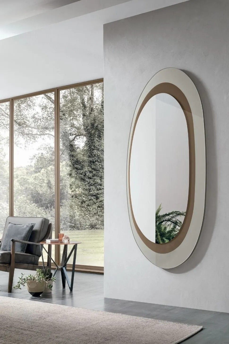 Specchiera ovale Nefti disponibile in 2 colori