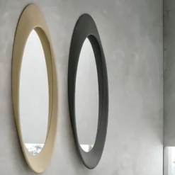 Specchiera ovale Pleasure disponibile in 5 colori o verniciata con RAL a scelta