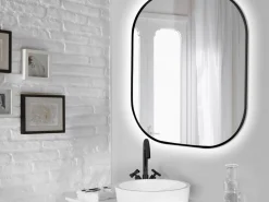 Specchio da bagno rettangolare con bordi arrotondati Cepheus con Illuminazione LED decorativa e cornice nera