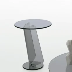 Tavolino angolare da salotto in vetro curvato trasparente Miraggio Corner disponibile in vari colori