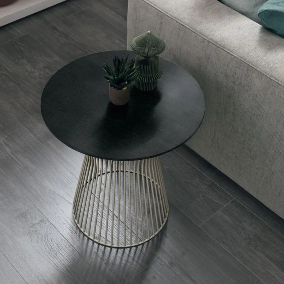 Tavolino da salotto con piano in legno e base in metallo Brigitte