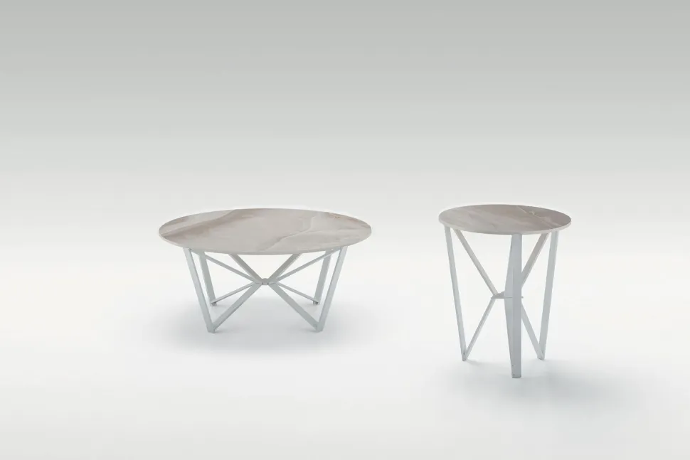 Tavolino da salotto Spider Corner disponibile in vari colori