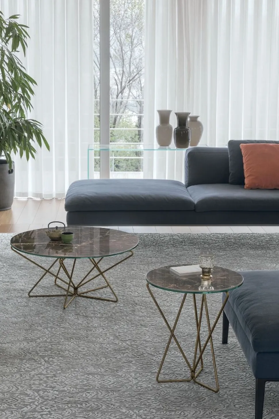 Tavolino da salotto Star disponibile in vari colori