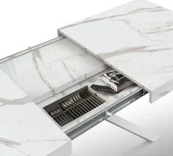Tavolo allungabile con base incrociata in metallo e Piano in nobilitato effetto Marmo Bianco Statuario