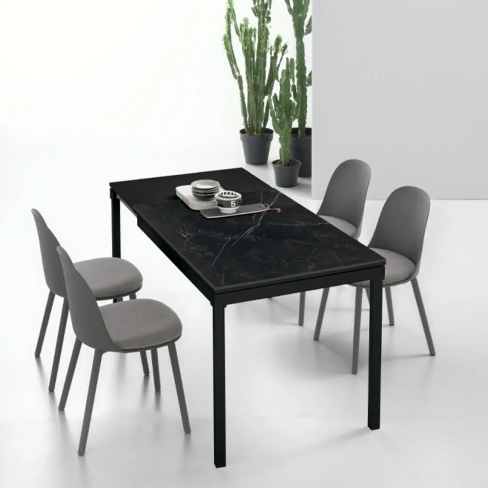 Tavolo allungabile con piano rettangolare in gres porcellanato Perigeo in finitura STORM BLACK L 120