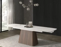 Tavolo allungabile con struttura in metallo e piano in ceramica Emma