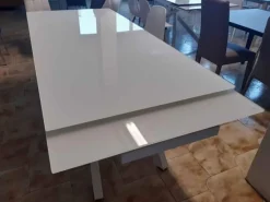 Tavolo allungabile Eco con piano in vetro Bianco