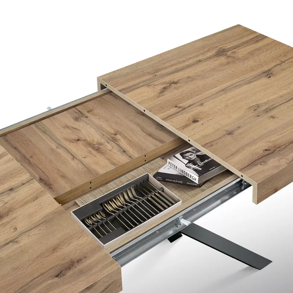 Tavolo allungabile Emme disponibile in 2 misure e 4 colori