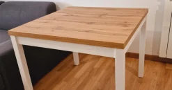 Tavolo allungabile in nobilitato finitura Bianco e Rovere Rustico disponibile in 3 misure